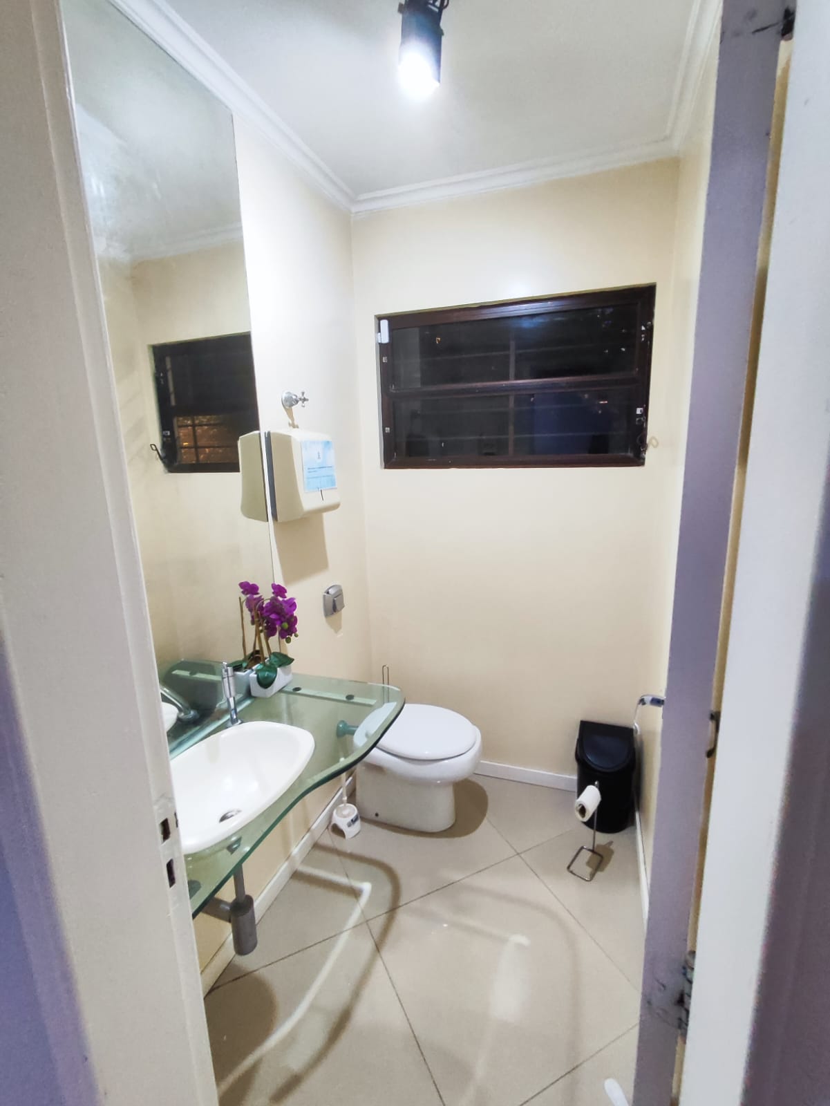 Lavabo da hospedagem