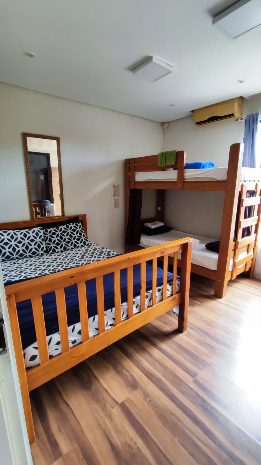 Quarto Família e Triplo da Easy Hospedagem Floripa